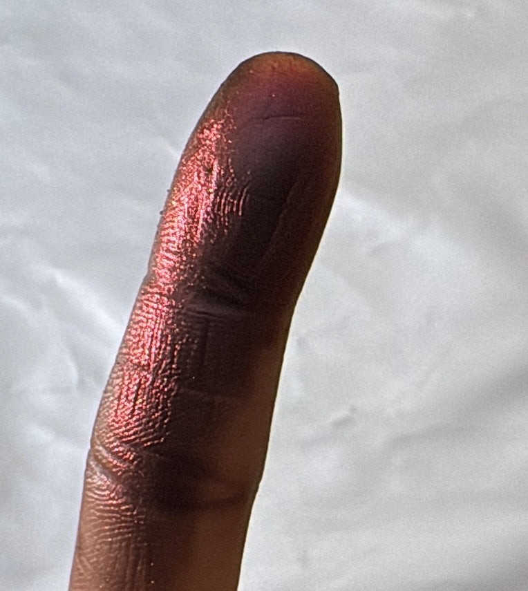 Scarlet Veil Single Multichrome Eyeshadow